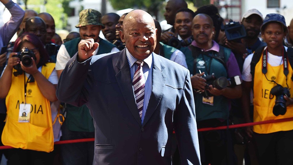 COPE leader Mosiuoa Lekota