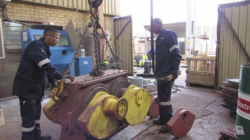 Structured assessments of exciter gearboxes are conducted on arrival at the Sandvik Rock Processing Exciter Repair Facility to ensure accurate diagnosis and OEM-compliant refurbishment before work begins