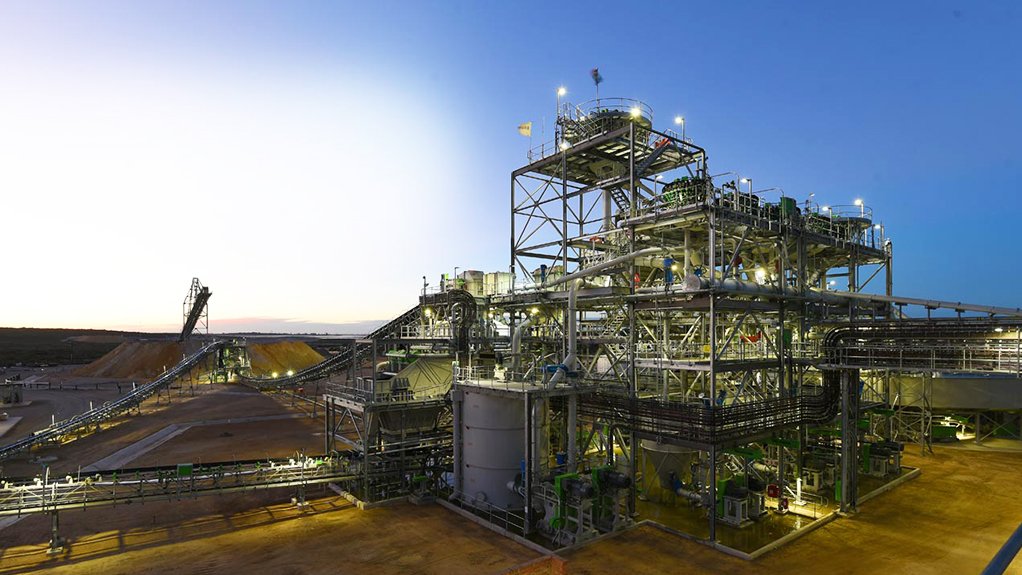 Image of Elandsfontein mine and processing plant