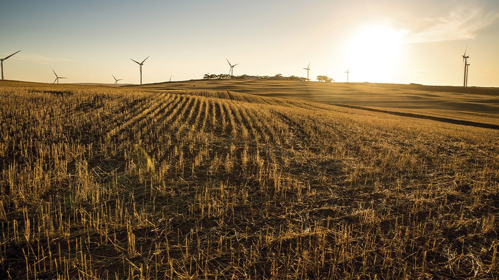 FAIR WINDS: The 95 MW Aurora Wind Farm, near Vredenburg in the Western Cape, recently held a gala dinner to commemorate its operational social impact since it started operating more than ten years ago. Besides injecting clean electricity into the grid, stakeholders praised the role Aurora had played in supporting skills transfer, enterprise development, and infrastructure investments across the West Coast region.