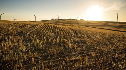 FAIR WINDS: The 95 MW Aurora Wind Farm, near Vredenburg in the Western Cape, recently held a gala dinner to commemorate its operational social impact since it started operating more than ten years ago. Besides injecting clean electricity into the grid, stakeholders praised the role Aurora had played in supporting skills transfer, enterprise development, and infrastructure investments across the West Coast region.
