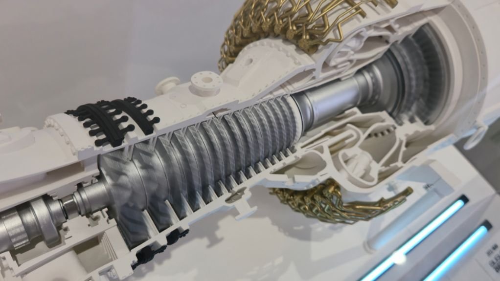 Gas turbine engine model
