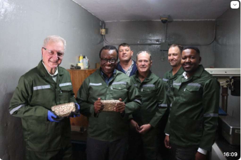 At gold pour are (from left) Martin Creamer, Lucas Msimango, Jaques De Beer, Michael Quinert, Rudi Deysel and Ayanda Shabalala. 