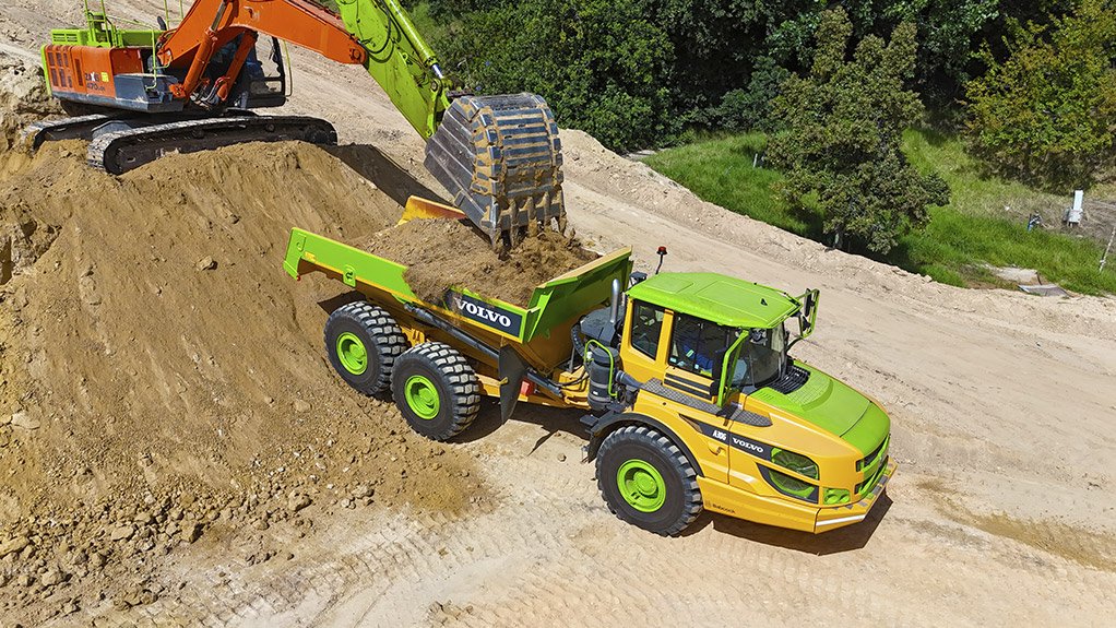 Hamilton Plant Hire relies on Volvo and Babcock support for demanding bulk earthworks project