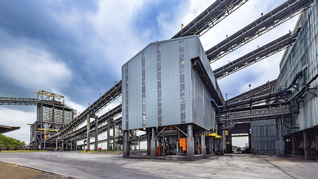 DESTONING PLANT: Sasol officially opened its destoning plant this month, an investment aimed at improving the quality of coal being used in its gasification process at Secunda. Developed through the conversion of the Twistdraai export plant, the facility removes high-density stone from the run-of-mine coal sourced from the Thubelisha and Bosjesspruit mines.
