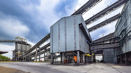 DESTONING PLANT: Sasol officially opened its destoning plant this month, an investment aimed at improving the quality of coal being used in its gasification process at Secunda. Developed through the conversion of the Twistdraai export plant, the facility removes high-density stone from the run-of-mine coal sourced from the Thubelisha and Bosjesspruit mines.
