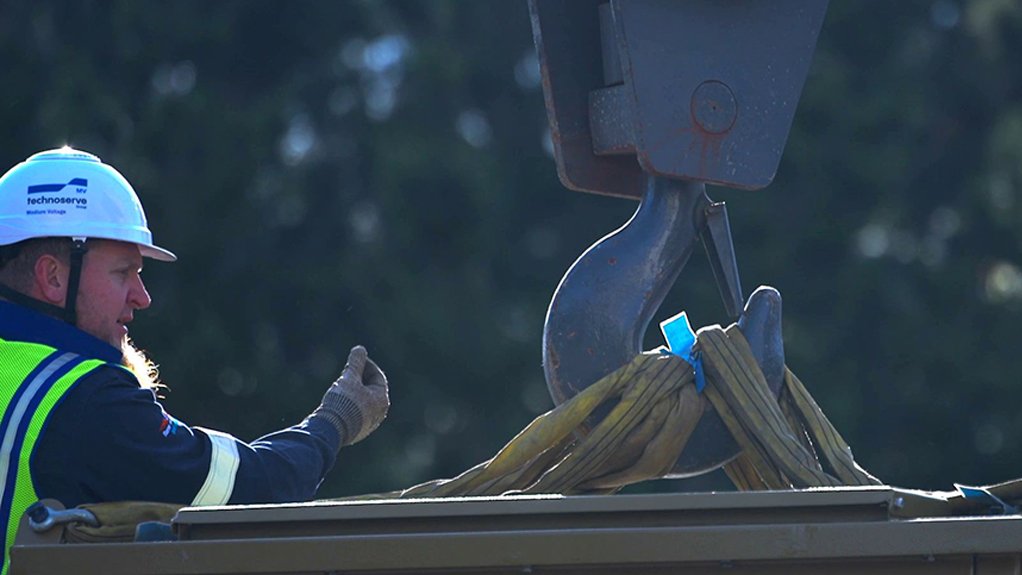 Schneider Electric and Technoserve MV power Elgin Orchards with pure-air switchgear technology  