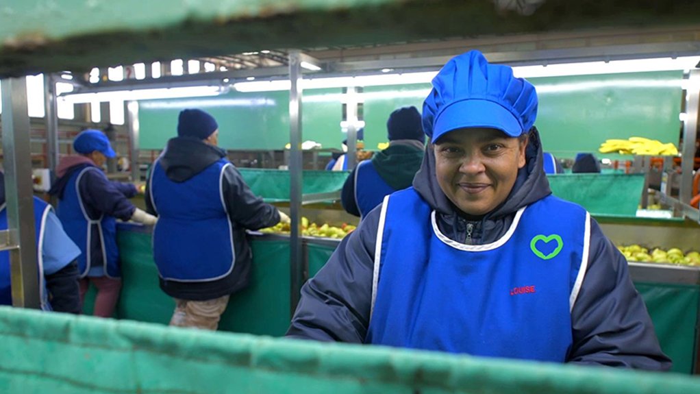 Schneider Electric and Technoserve MV power Elgin Orchards with pure-air switchgear technology  