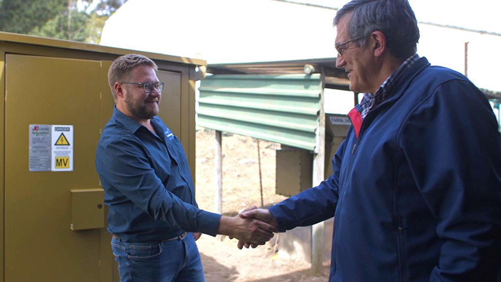 Schneider Electric and Technoserve MV power Elgin Orchards with pure-air switchgear technology  