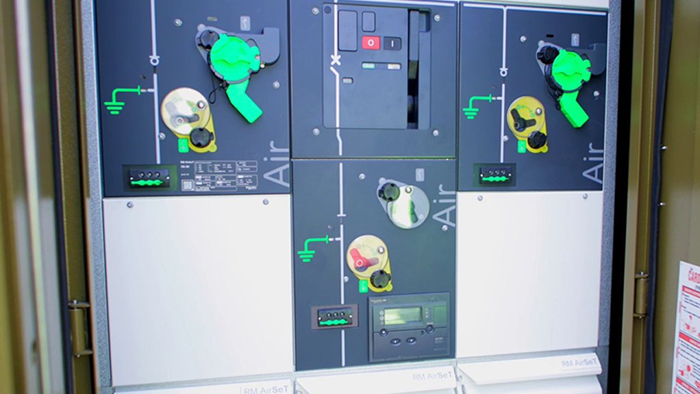 Schneider Electric and Technoserve MV power Elgin Orchards with pure-air switchgear technology  
