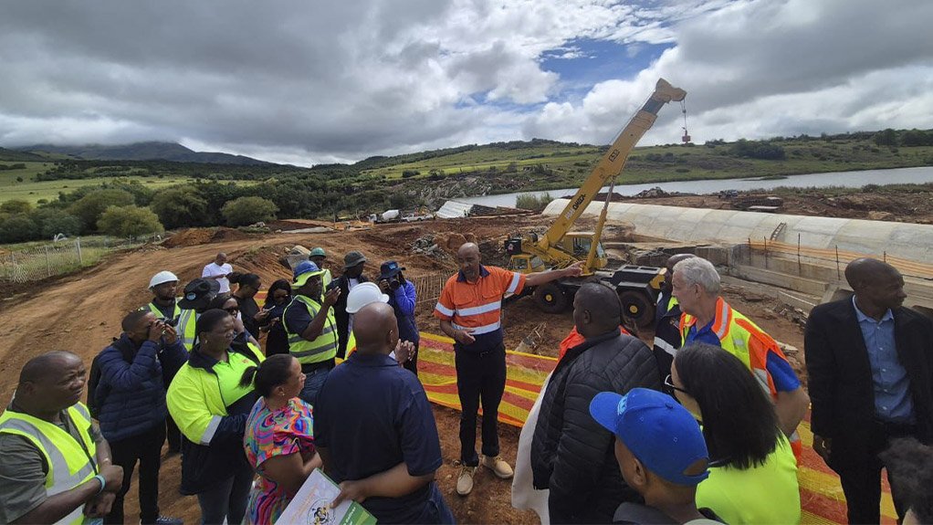 Mayor visit highlights major progress on Kokstad Water Supply Scheme