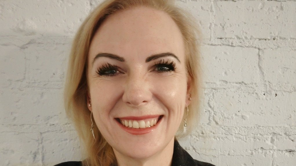 An image of Karen Surridge