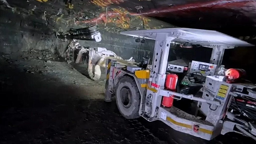 The above image depicts the FLP1410 drill rig inside a low-profile operation