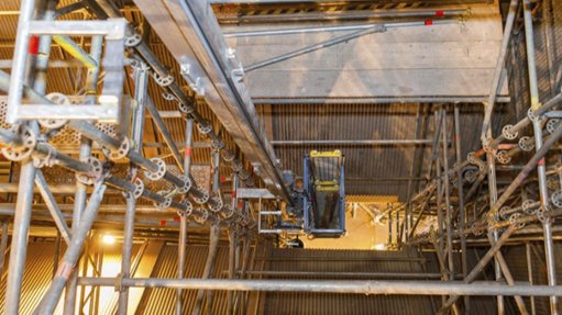 SkyJacks expands portfolio with GEDA 300 Z Boiler Hoist for confined operations