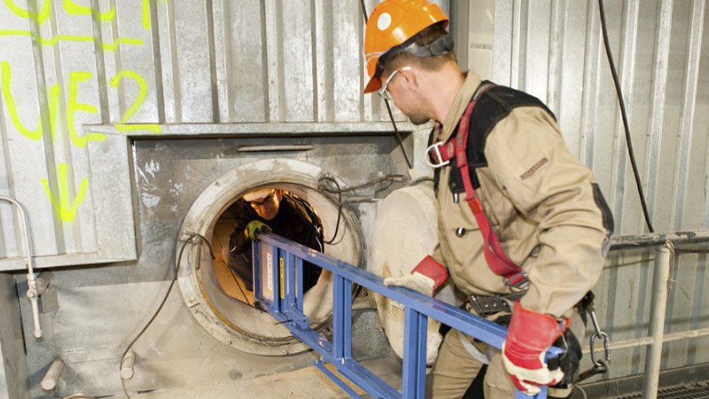 SkyJacks expands portfolio with GEDA 300 Z Boiler Hoist for confined operations