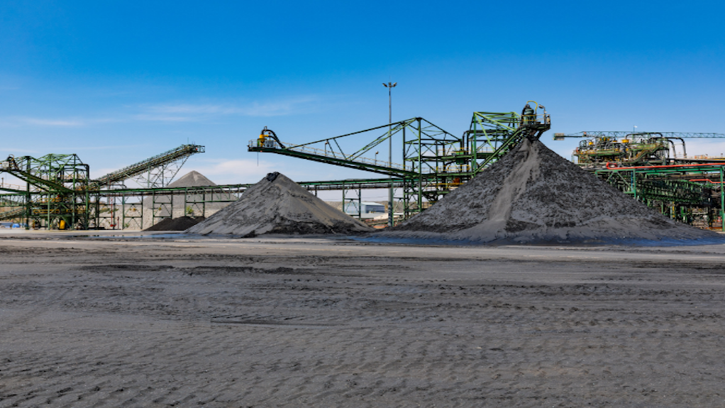 Image of stockpile of platinum ore
