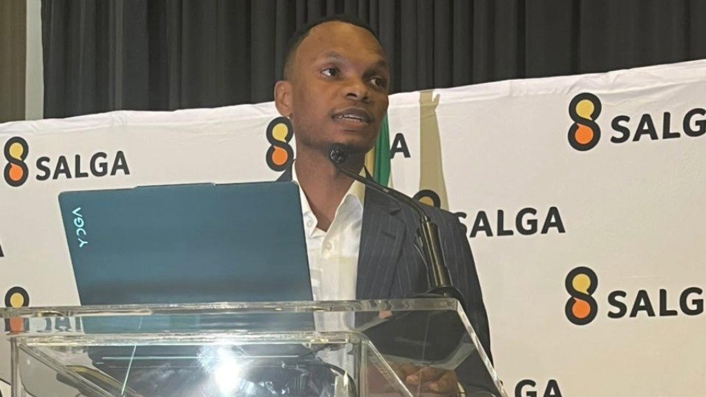 Image of Gareth Mnisi
