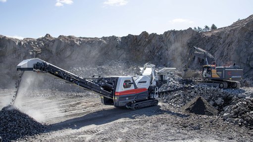 Image of the Metso Lokotrack LT400J at a crushing facility