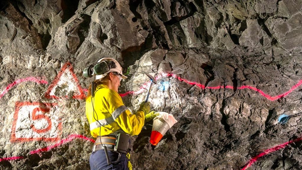 Image of Bellevue Mine rockface