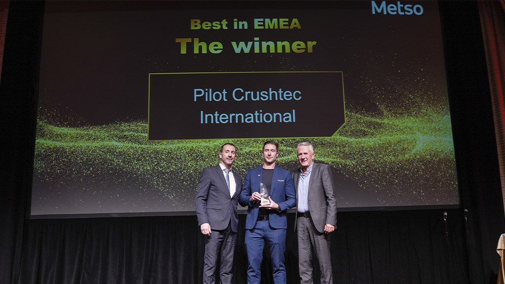 Carlos Padin, Vice President, Distribution Management EMEA at Metso, with Francois Marais, Director Sales and Marketing Pilot Crushtec, and Sandro Scherf, CEO of Pilot Crushtec