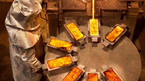 Kinross gold pour at Fort Knox mine