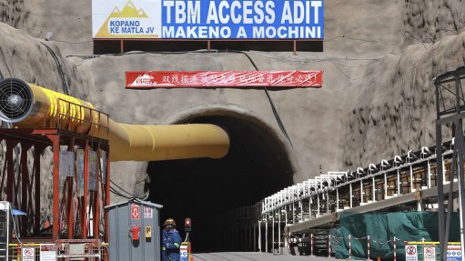 BOTH ENDS: Full-scale tunnelling is now well underway at the Lesotho Highlands Water Project Phase II after the official launch of a second tunnel boring machine (TBM). The Polihali TBM, which technically started work in January, joins the Katse TBM, which was launched in February 2025, to drill – from both ends – through the 38.5 km-long tunnel connecting Polihali and Katse dams, in the Maluti mountains of Lesotho. The second TBM was officially unveiled on April 20.
