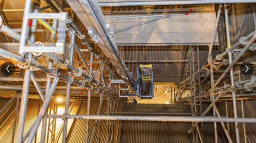 Image of a SkyJacks GEDA 300 Z Boiler Hoist 