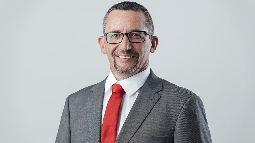 WERNER ENGELBRECHT Traditional maintenance approaches are rapidly losing relevance in modern environments