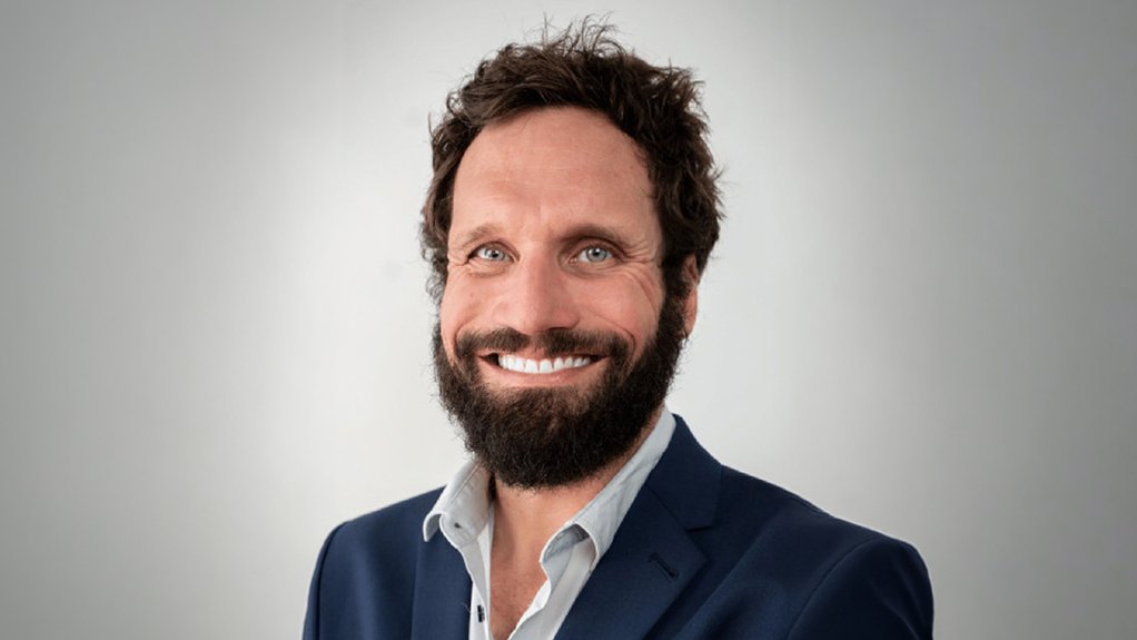  	Ian Burger, MD: Technical at SOLA Group