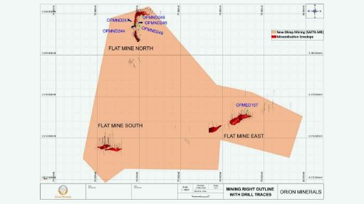 Drill holes shown in green at Flat Mine East.