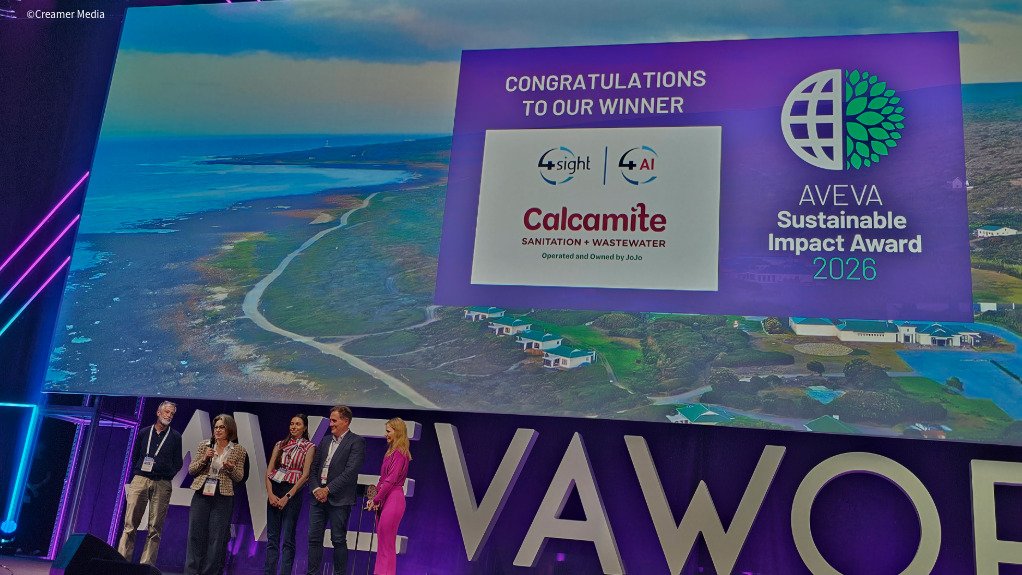 Calcamite executives accept the AVEVA Sustainable Impact Aware
