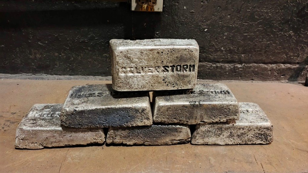 Silver Storm doré bars