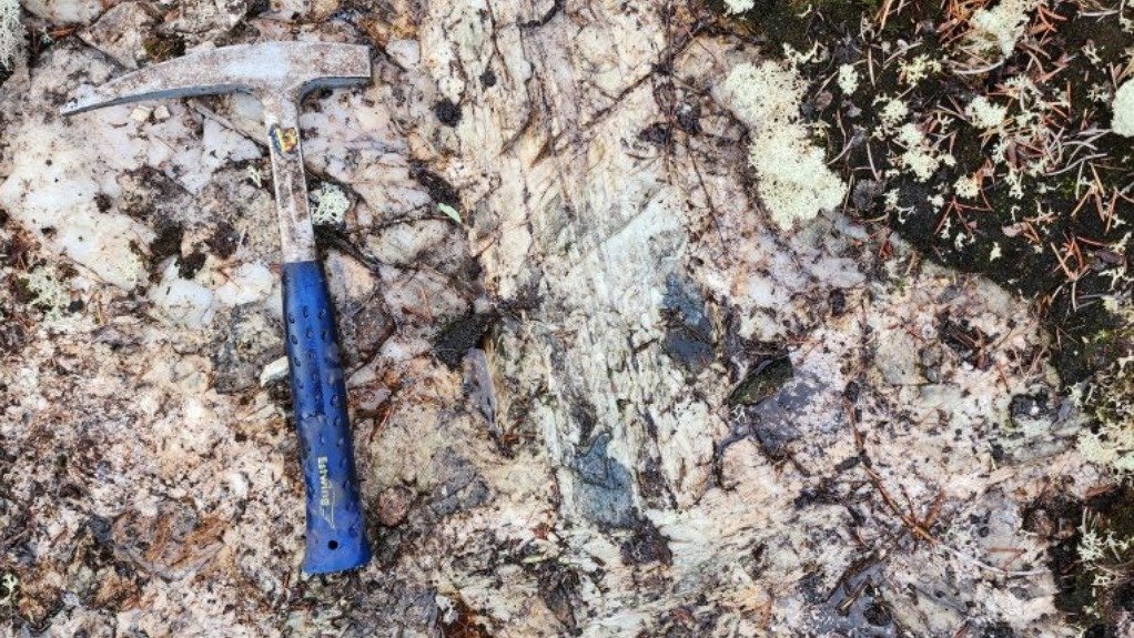 Course spodumene at Cygnus Metals' lithium project in Québec