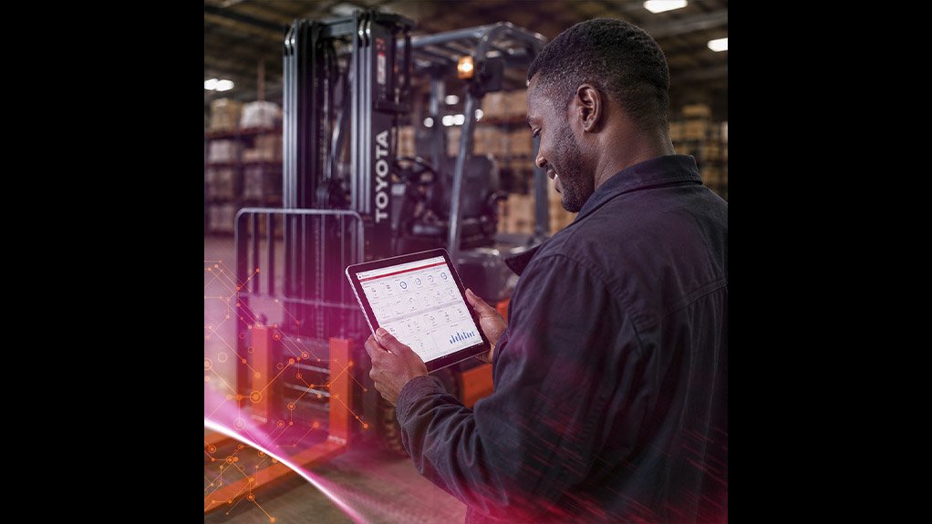 Warehousing: Connected Fleets Promote Safety and Efficiency