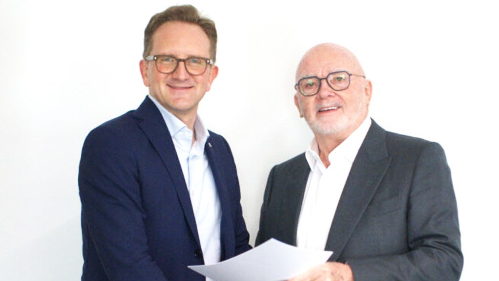 Johnson Matthey Catalyst Technologies CEO Alberto Giovanzana and Phelan Green Energy chairperson Paschal Phelan