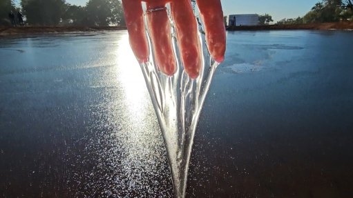 a thick clear water based sludge formed by adding DAMFIX Wet Earth Dam Sealant to water 