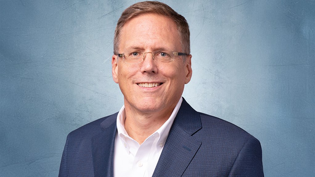 Alcoa President and CEO Bill Oplinger.
