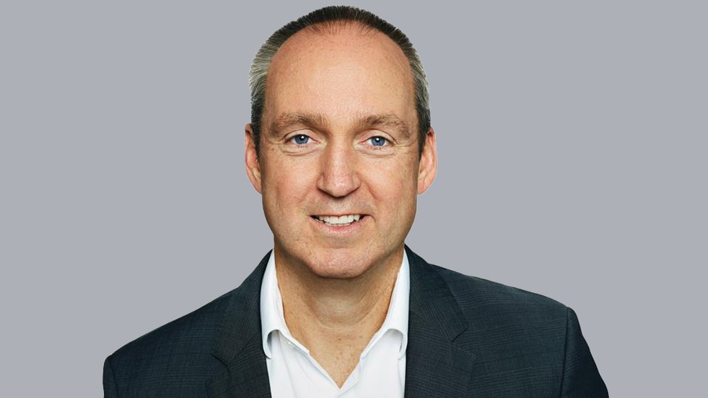 Graham Kerr, who is continuing as a strategic advisor to support engagements related to the Alcoa transaction.
