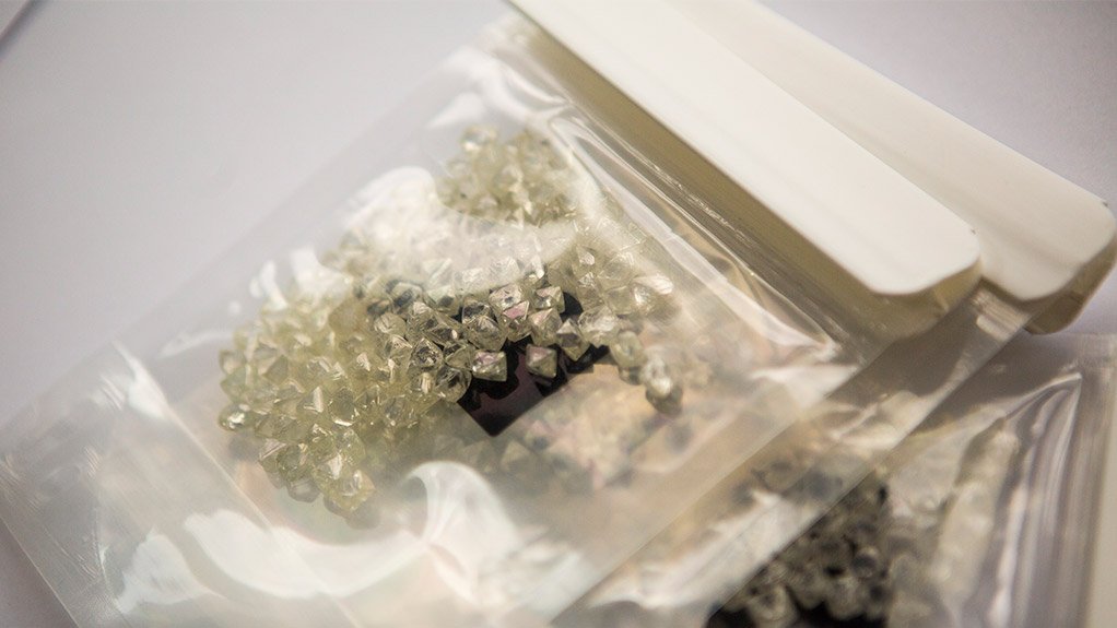 Parcels of rough diamonds