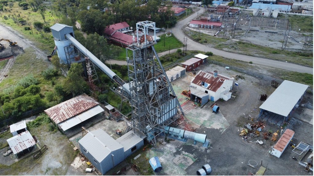 LHM converts lift shaft to ventilation shaft at platinum mine – in record time