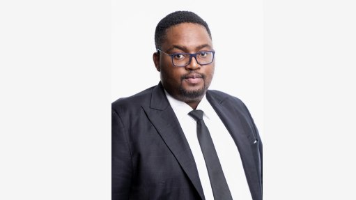 An image of cidb CEO Bongani Dladla 
