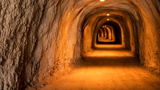 Underground mine tunnel