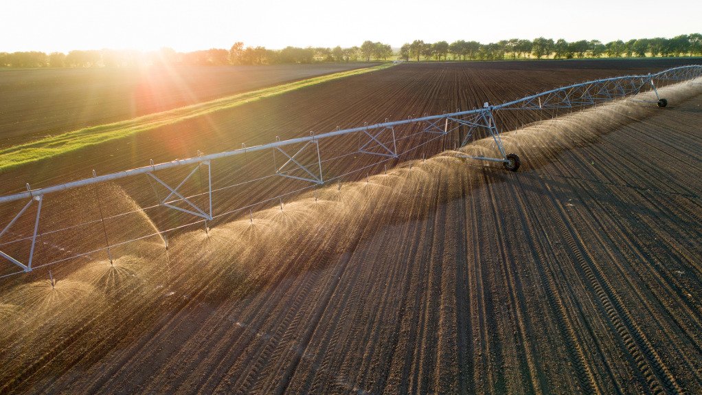 Pivot irrigation systems rely on SEW-EURODRIVE drive solutions to deliver reliable, efficient and precise water distribution across agricultural operations