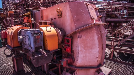 A Weba Superflow transfer chute optimises material flow, reduces wear and improves plant performance