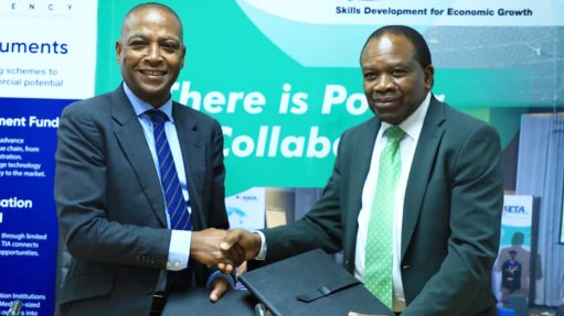 W&R Seta CEO Tom Mkhwanazi and TIA CEO Dr Titus Mathe
