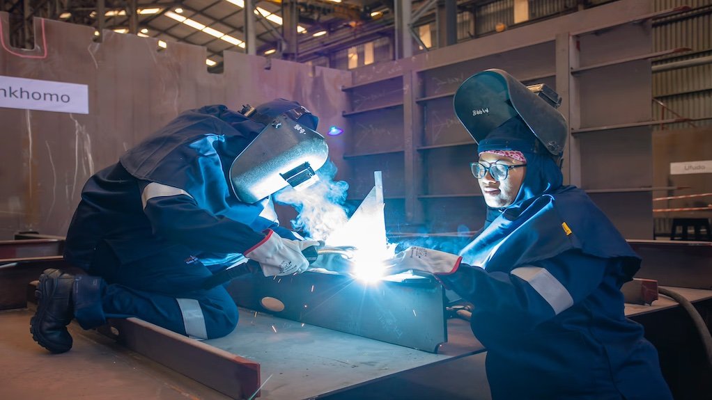 A ceremony was held on July 16 by the V&A Waterfront and Damen Shipyards as part of their superyacht building project.