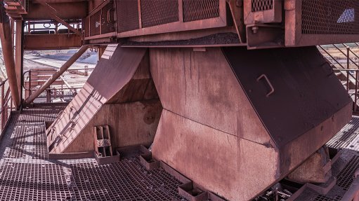 Image of a Weba Chute Systems bifurcated chute