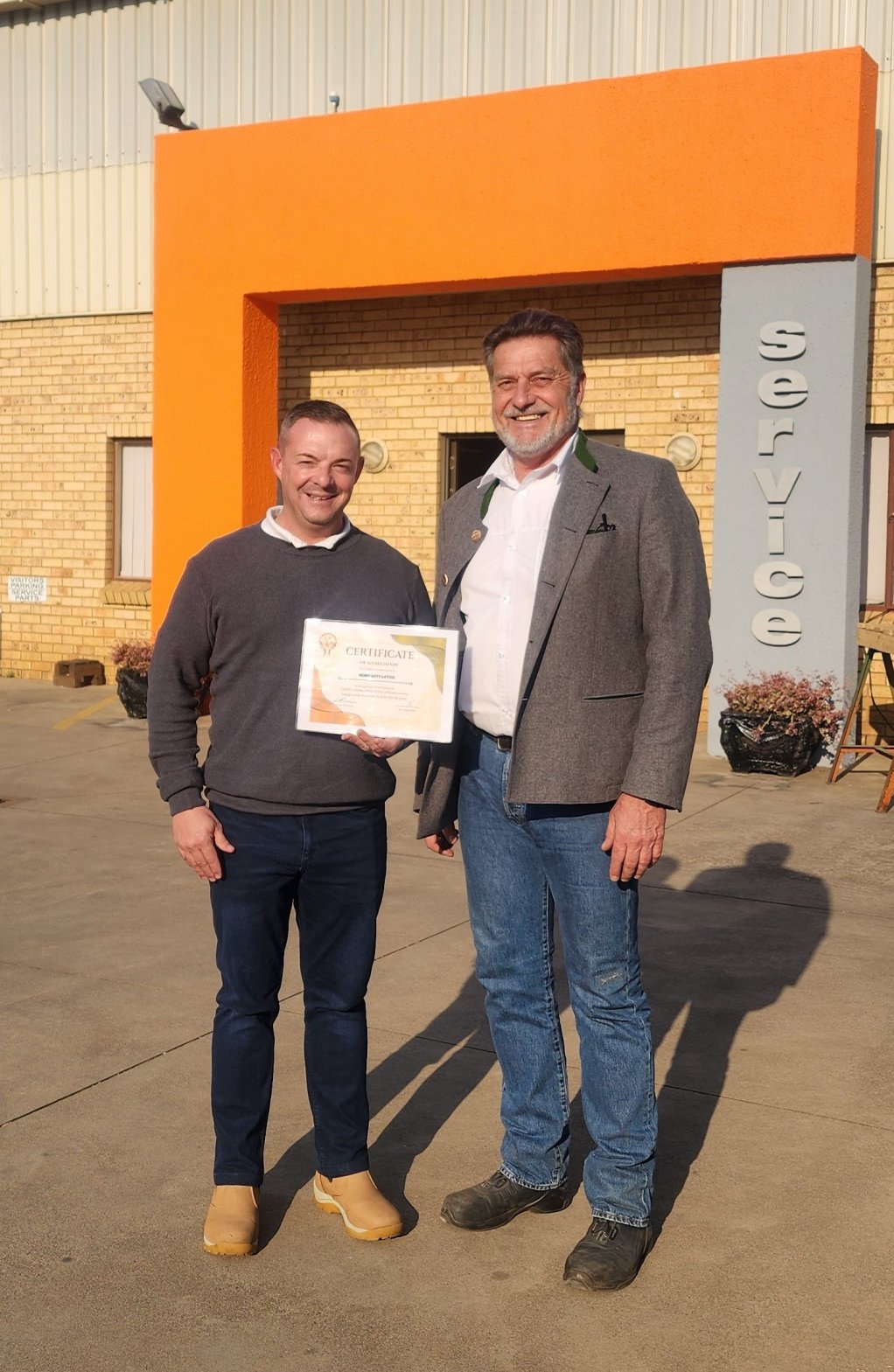 Image of Condra MD Marc Kleiner and competition winner Shane Cox