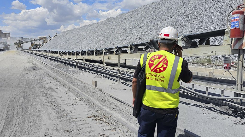 Planned maintenance starts with stable conveyor operation, where effective tracking, monitoring and condition assessment help prevent failures, reduce downtime and support predictable maintenance schedules