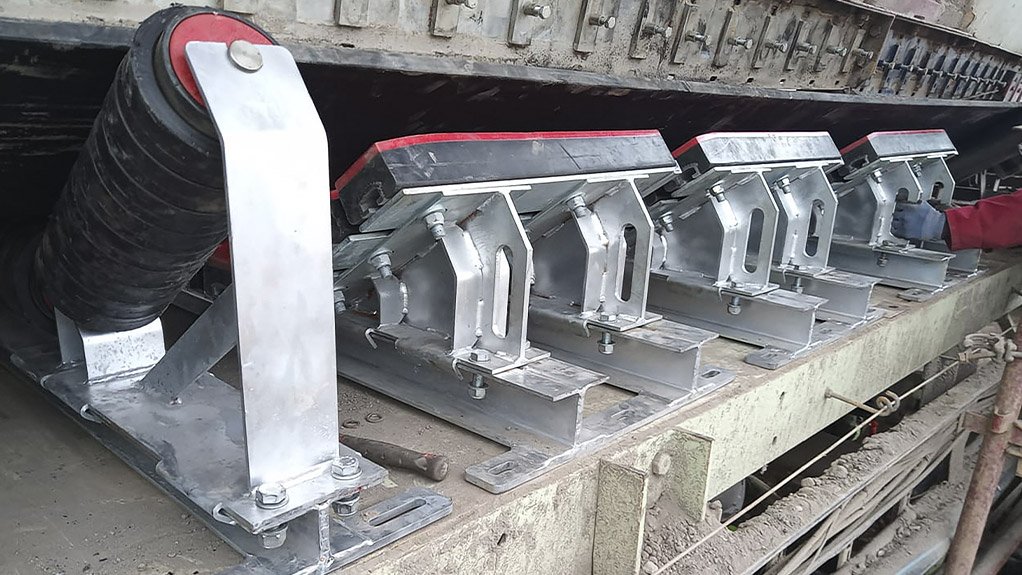 Proper load support protects the belt under demanding operating conditions by minimising impact, reducing wear and extending the service life of critical conveyor components